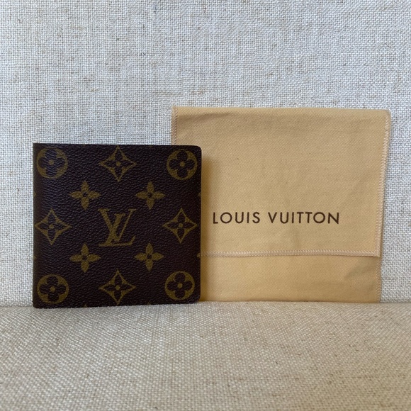 Louis Vuitton Monogram Marco Wallet - Picture 3 of 10